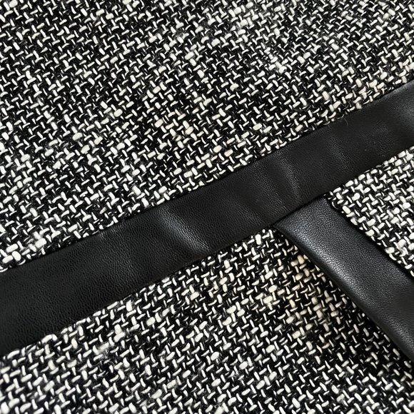 Banana Republic Piped Tweed Skirt - Picture 5 of 6